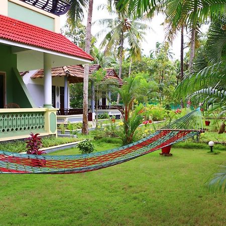 Divine Bliss Beach Resort Varkala Buitenkant foto