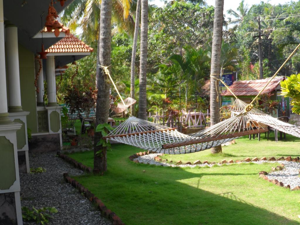 Divine Bliss Beach Resort Varkala Buitenkant foto
