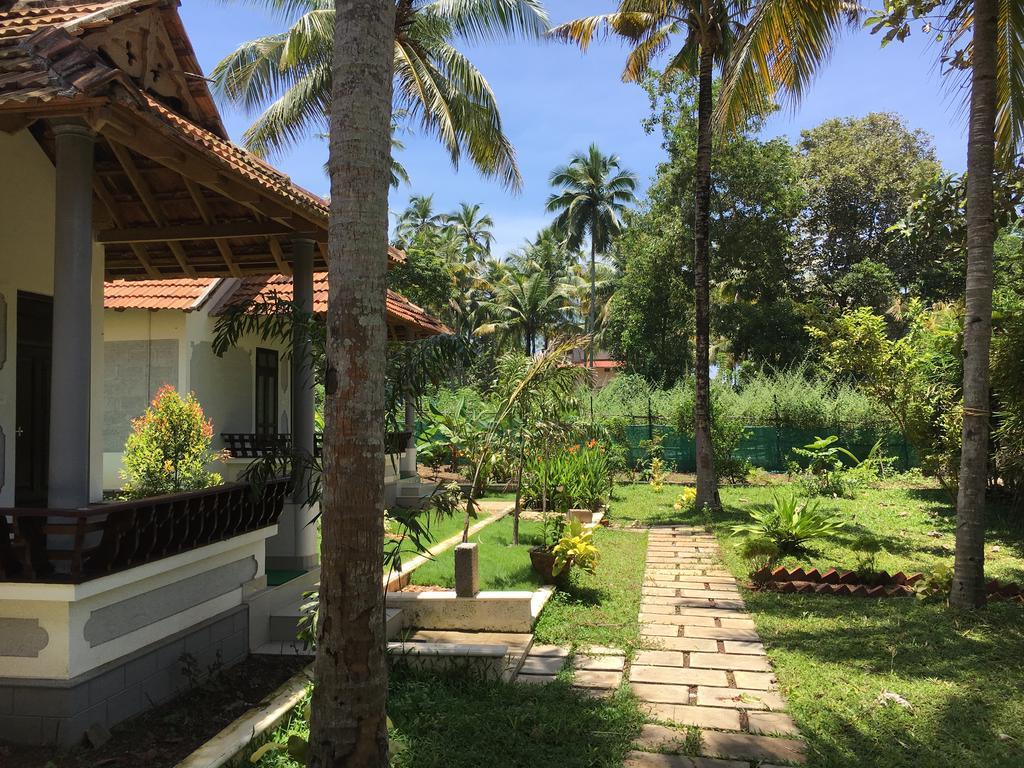 Divine Bliss Beach Resort Varkala Buitenkant foto