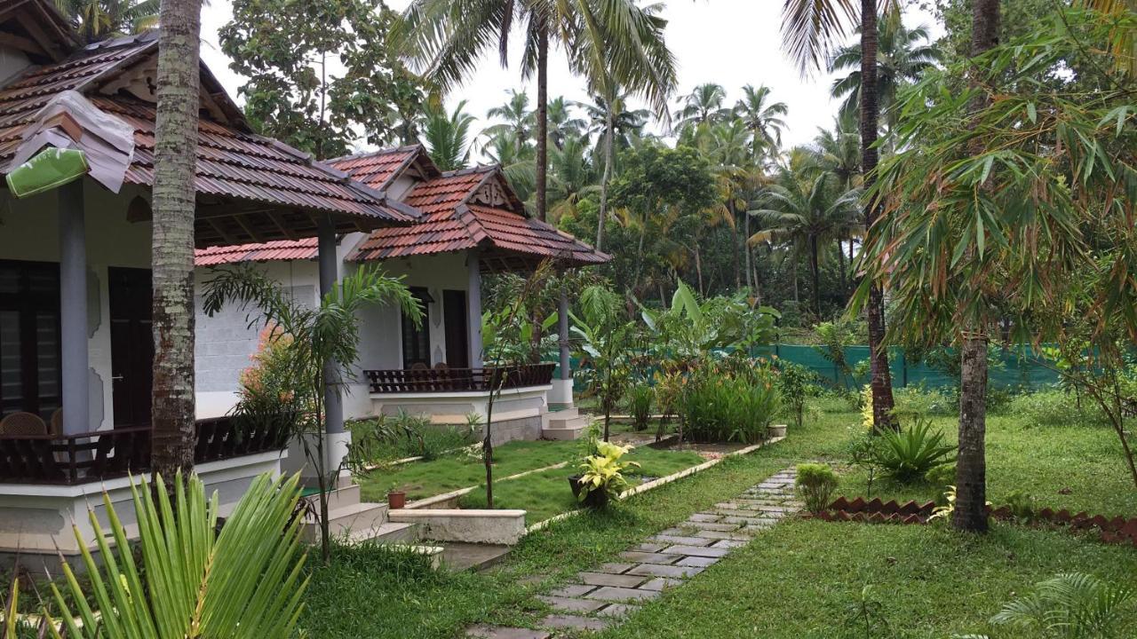 Divine Bliss Beach Resort Varkala Buitenkant foto