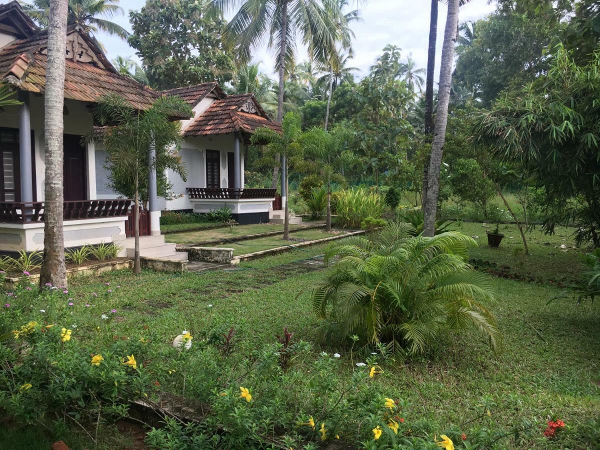 Divine Bliss Beach Resort Varkala Buitenkant foto