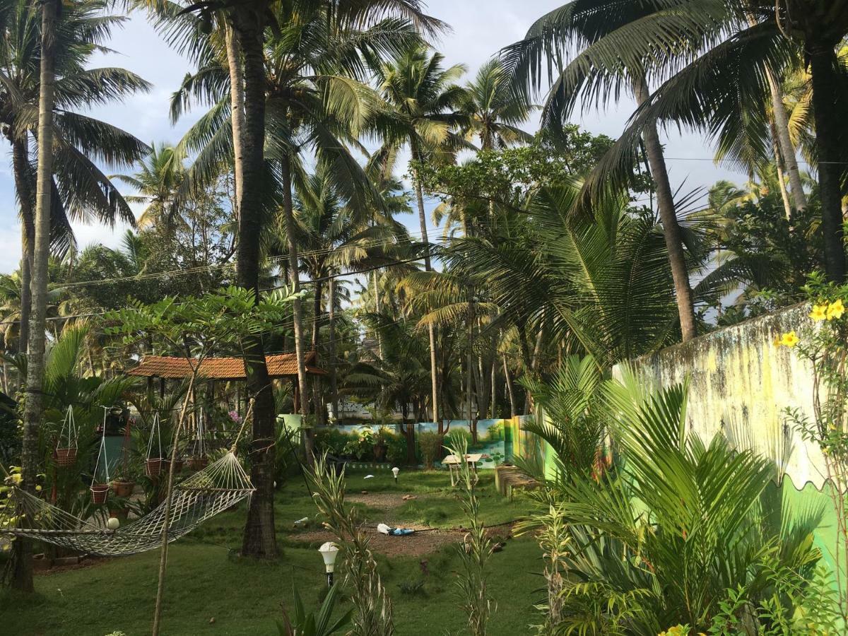 Divine Bliss Beach Resort Varkala Buitenkant foto